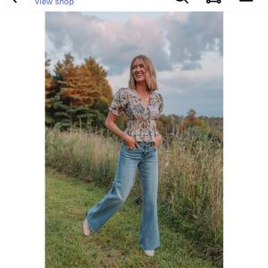 Vestique Floral Puff Sleeve Top - Multicolor